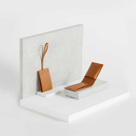 Solving Pocket Dilemma: DA19 Pocket Wallet & DA20 Snap Purse