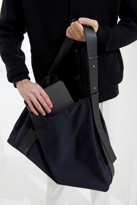 DA31 Carry All - Black