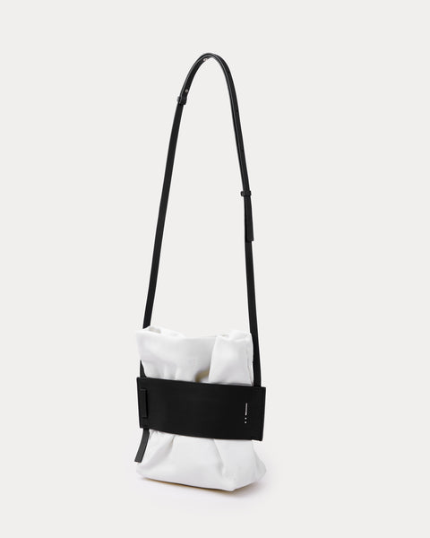 DA32 Carry Some - White