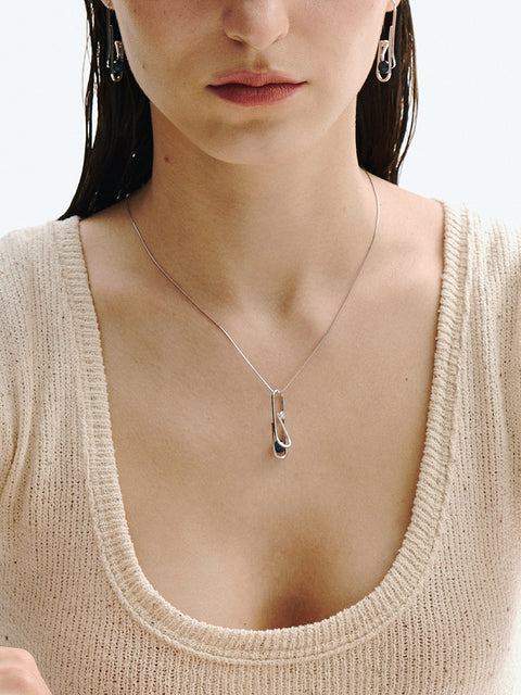 DJ01 Paperclip Pendant B
