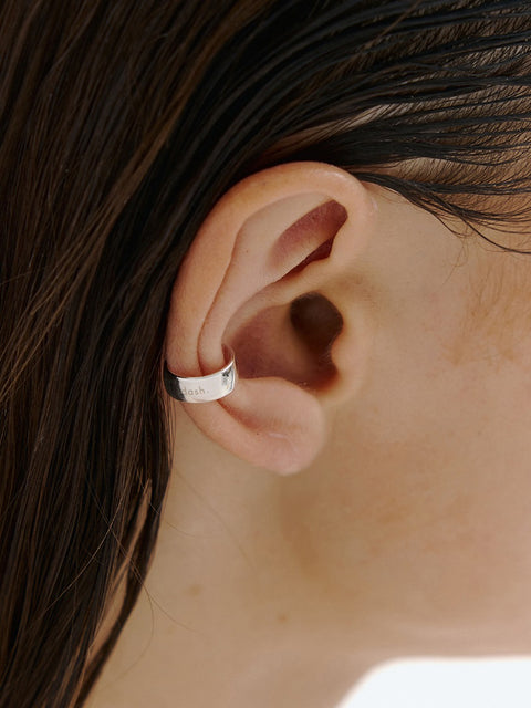 DJ02 Line Ear Cuff