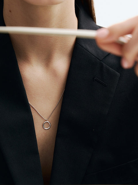 DJ03 Curve Pendant