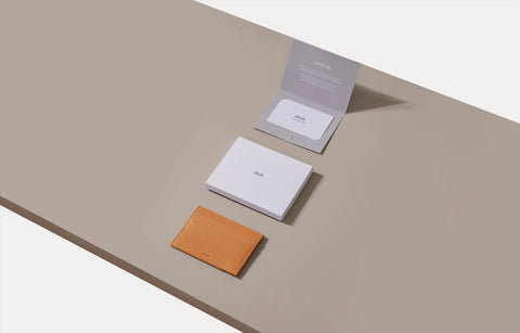 DA08 Card Wallet - Brown