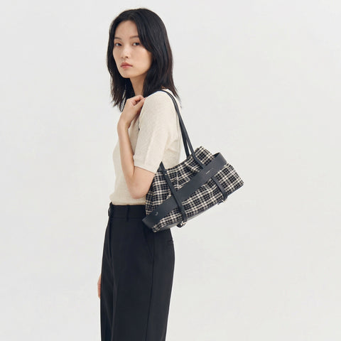 DA36 Obi - White & Black [Limited Edition]